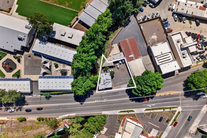 More Photos Of 1020 Main St, Chico Restaurant For Sale