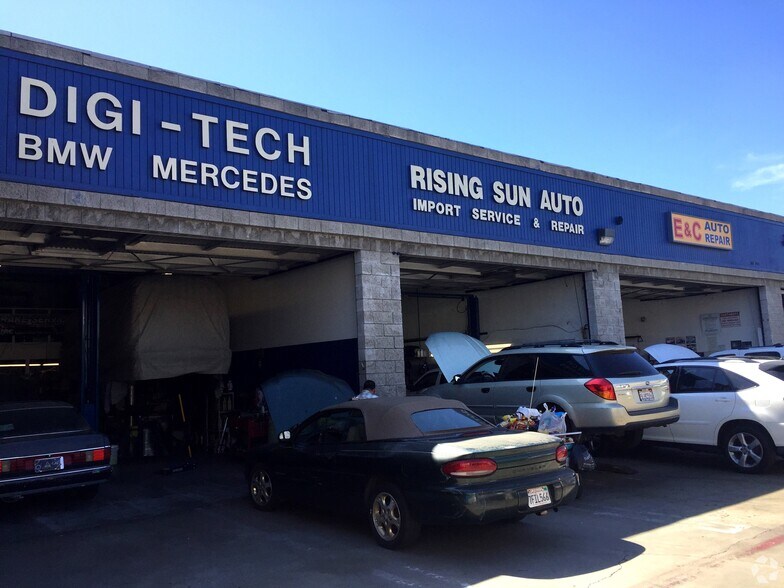 More Photos Of , Reseda General Retail For Sale