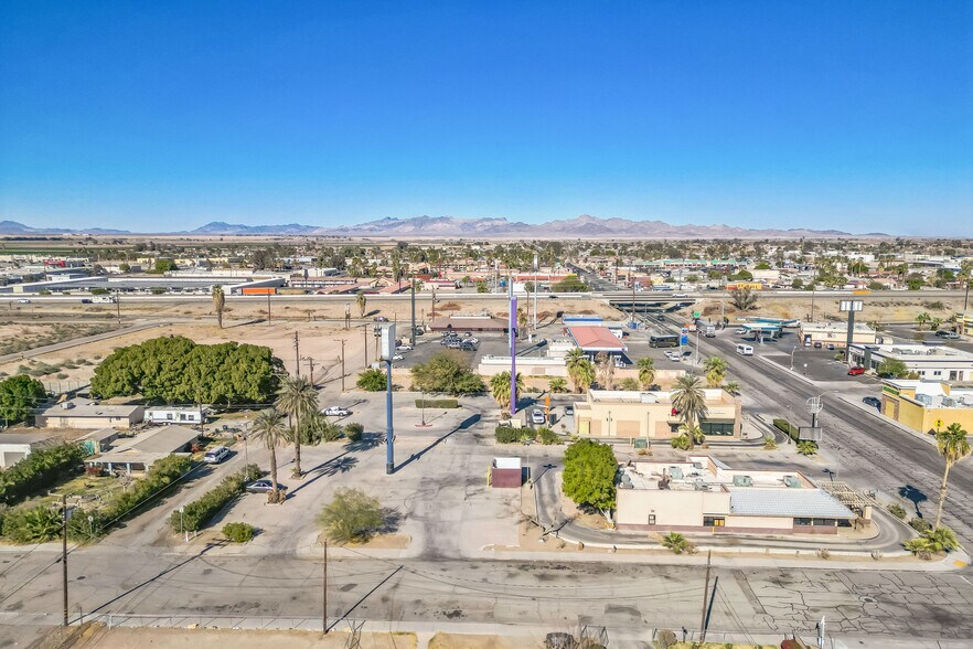 More Photos Of 379 S Lovekin Blvd, Blythe Fast Food For Sale