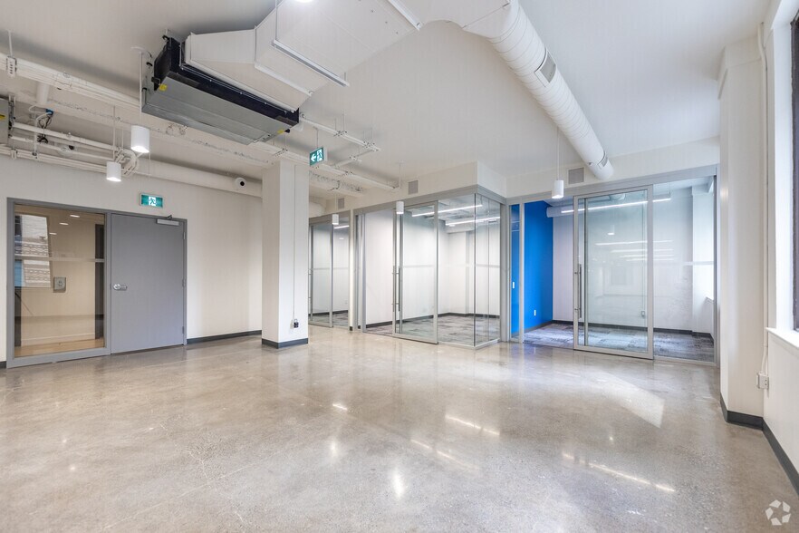 More Photos Of 67 Richmond St W, Toronto Office For Lease