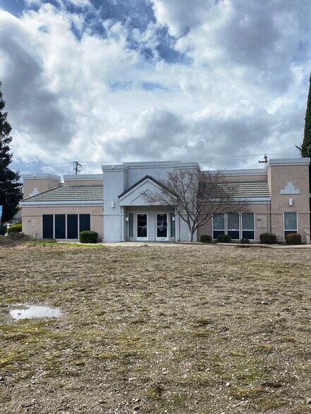 Primary Photo Of 1481 Live Oak Blvd, Yuba City Medical For Lease