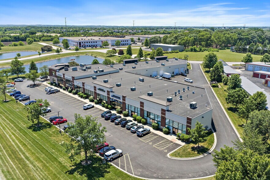 More Photos Of 129 Commercial Dr, Yorkville General Retail For Lease