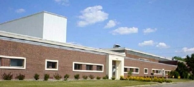 More Photos Of 6100 Olson Memorial Hwy, Golden Valley Light Manufacturing For Lease