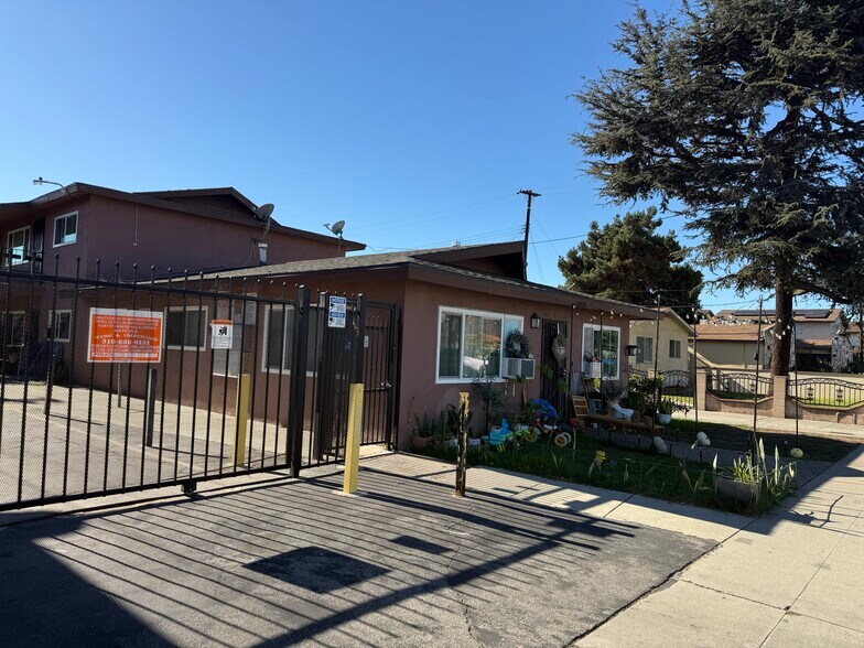Primary Photo Of 4426 Clara St, Cudahy Apartments For Sale