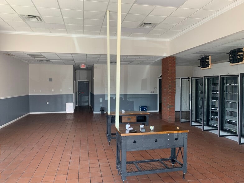 More Photos Of 19141 Stone Oak Pky, San Antonio Unknown For Lease