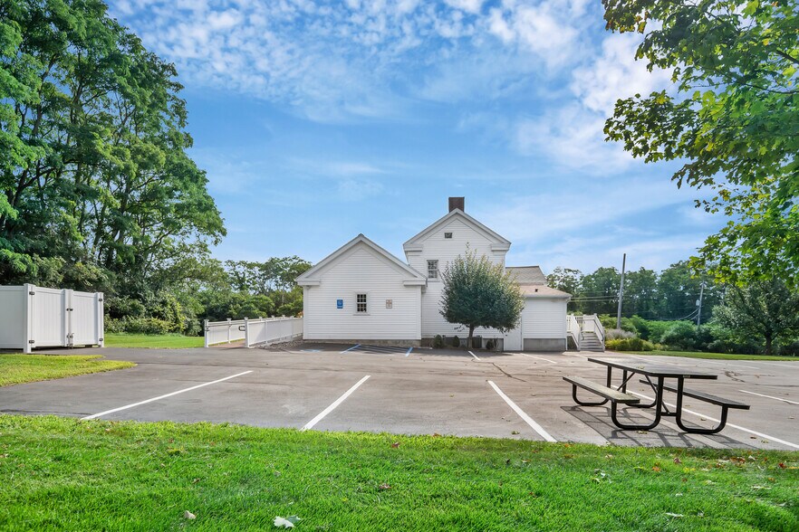 More Photos Of 1585 Rt-146, Rexford Office For Sale