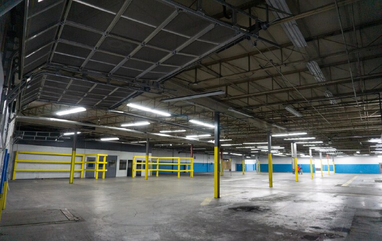 More Photos Of 151 Midler Park Dr, Syracuse Manufacturing For Lease