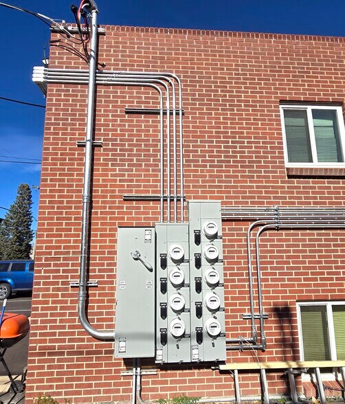 More Photos Of 265 Laurel St, Broomfield Apartments For Sale