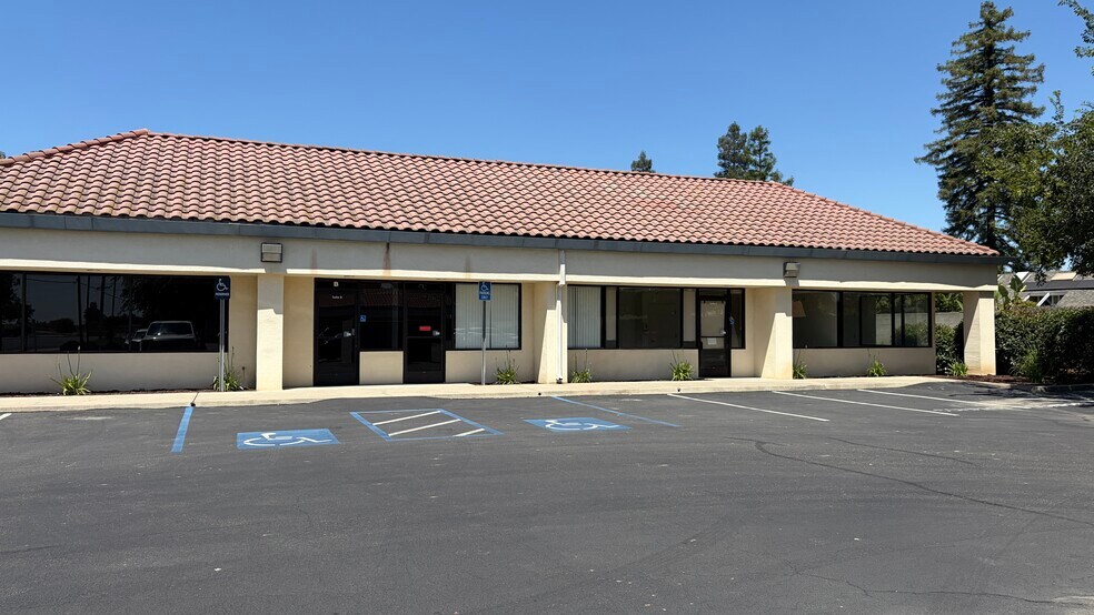 More Photos Of 1142 Rose Ave, Selma Medical For Lease