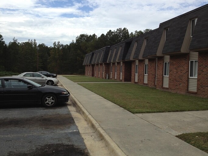More Photos Of 656 Woodyard Rd, Trenton Apartments For Sale