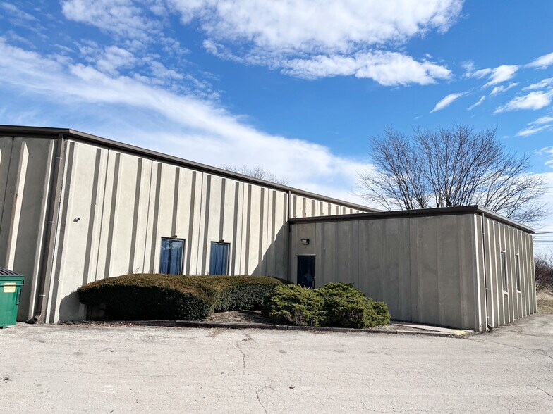 Primary Photo Of 4160 Roberts Rd, Columbus Warehouse For Lease