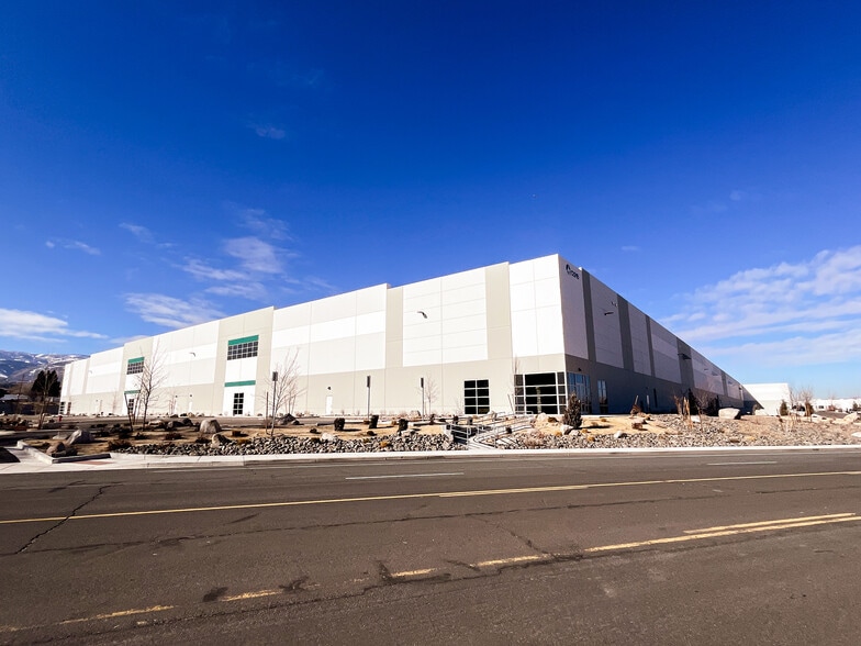 More Photos Of 12915 Old Virginia Rd, Reno Distribution For Lease