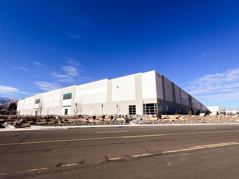 More Photos Of 12915 Old Virginia Rd, Reno Distribution For Lease