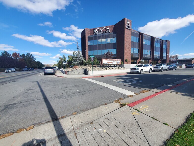 More Photos Of 401 Ryland St, Reno Office For Lease