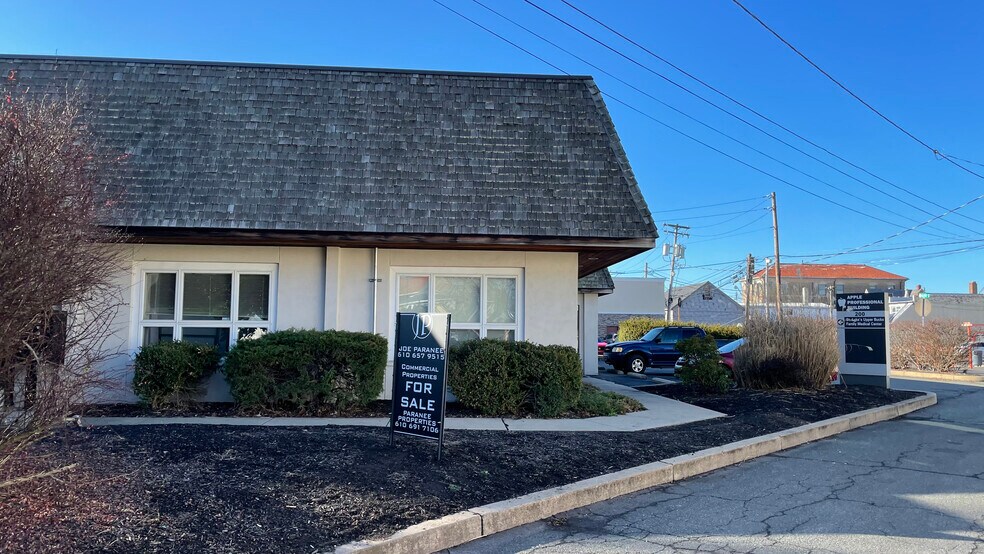 More Photos Of 200 Apple St, Quakertown Medical For Lease