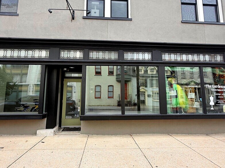 More Photos Of 56-58 W Market St, York Apartments For Lease