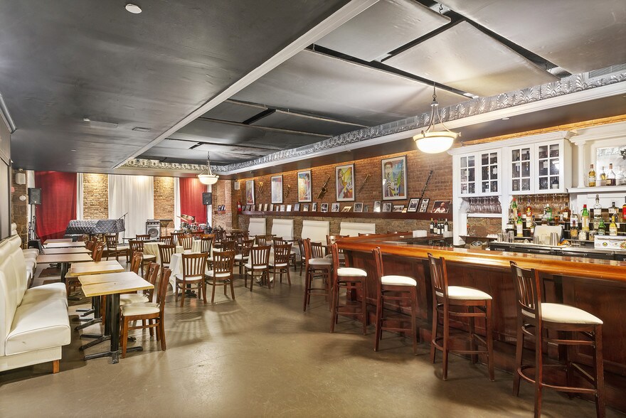 More Photos Of 75 Murray St, New York Office Residential For Sale