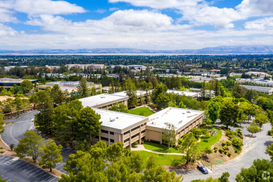 More Photos Of 3440 Hillview Ave, Palo Alto Medical For Lease