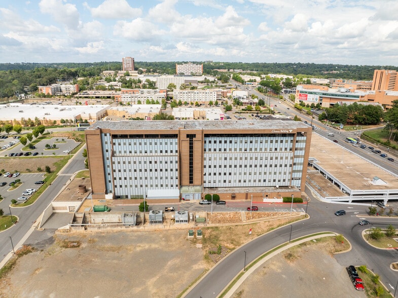 More Photos Of 500 S University Ave, Little Rock Medical For Lease