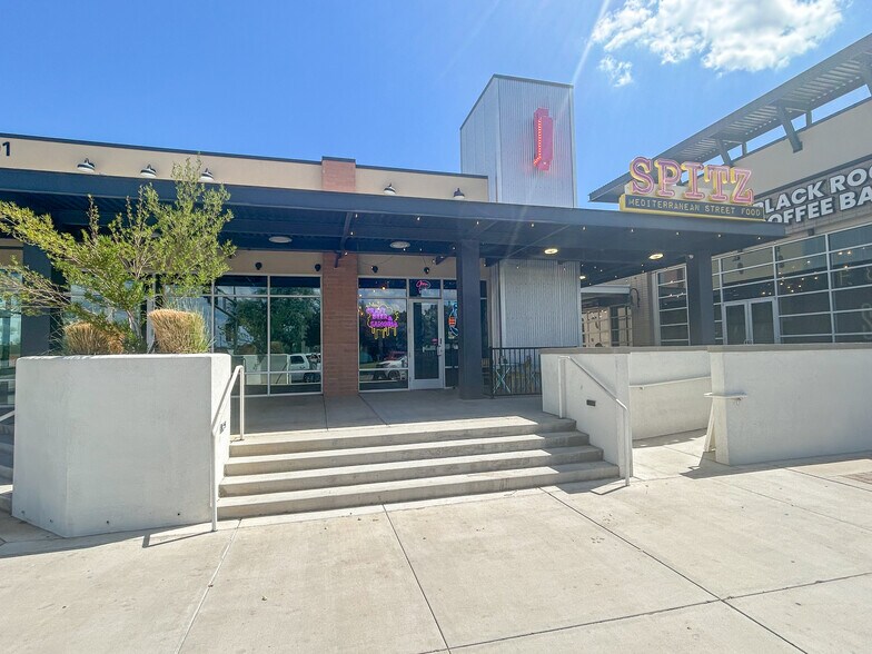 More Photos Of 301 S Arizona Ave, Chandler Restaurant For Sale