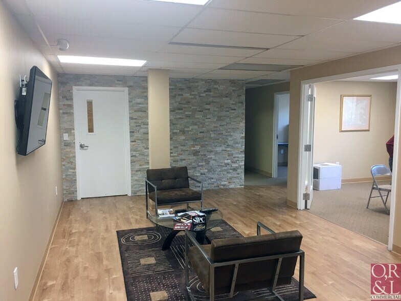 More Photos Of 78 Eastern Blvd, Glastonbury Office For Lease