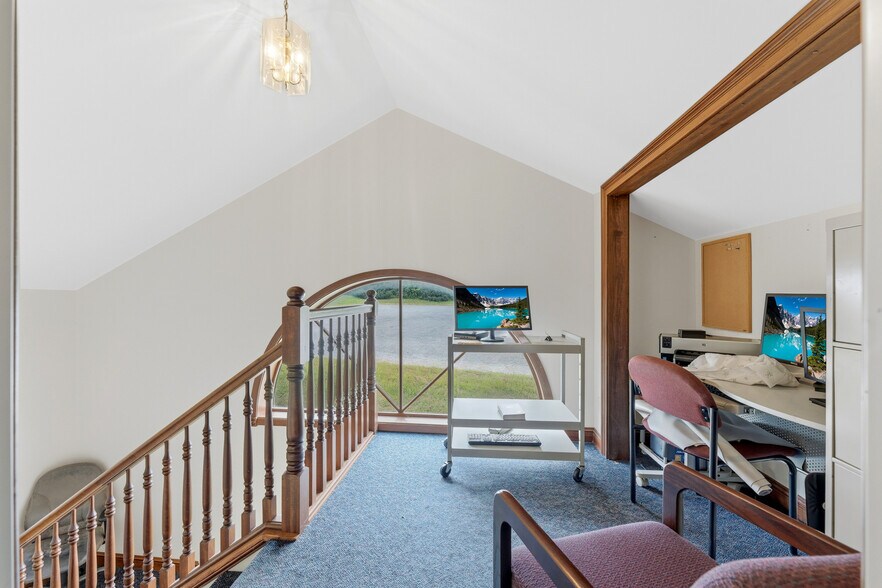 More Photos Of 1703 Locust Ave, Fairmont Medical For Sale
