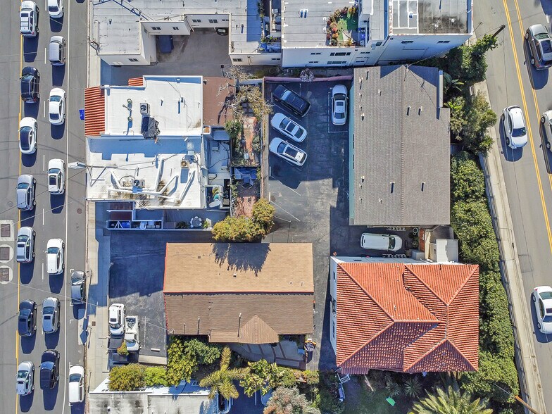 More Photos Of 153-157 W Channel Rd, Santa Monica Apartments For Sale