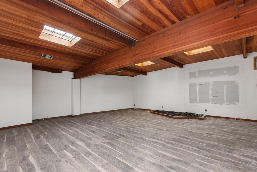 More Photos Of 55 Potrero Ave, San Francisco Showroom For Lease