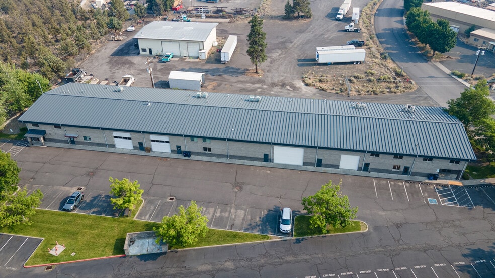 More Photos Of 62958 NE Layton Ave, Bend Light Manufacturing For Sale