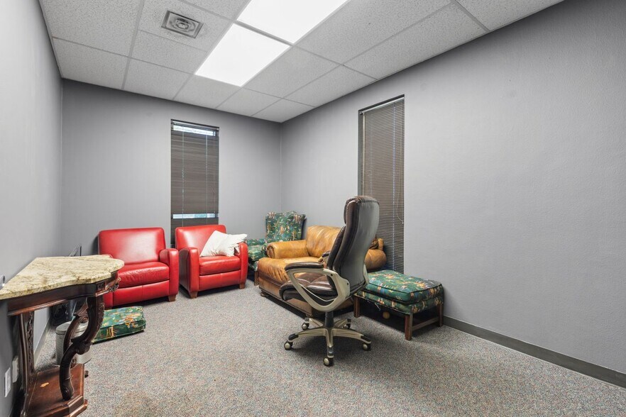 More Photos Of 5100 Andrews Hwy, Midland Office For Lease