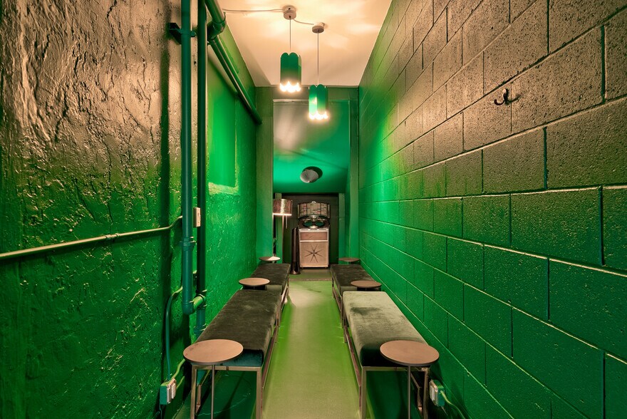 More Photos Of 369 N Palm Canyon Dr, Palm Springs Restaurant For Lease