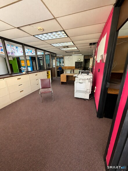 More Photos Of 51 Gabb Rd, Bloomfield Schools For Sale