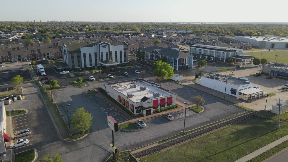 Primary Photo Of 2610 W Memorial Rd, Oklahoma City Restaurant For Sale