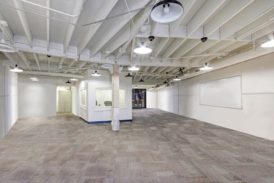 More Photos Of 5210 Lewis Rd, Agoura Hills Light Distribution For Sale