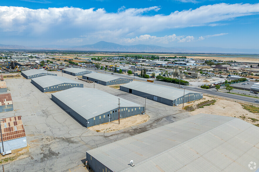 Primary Photo Of 120 Washington St, Bakersfield Warehouse For Sale