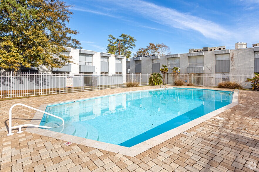 More Photos Of 2700 Mary St, Slidell Apartments For Sale