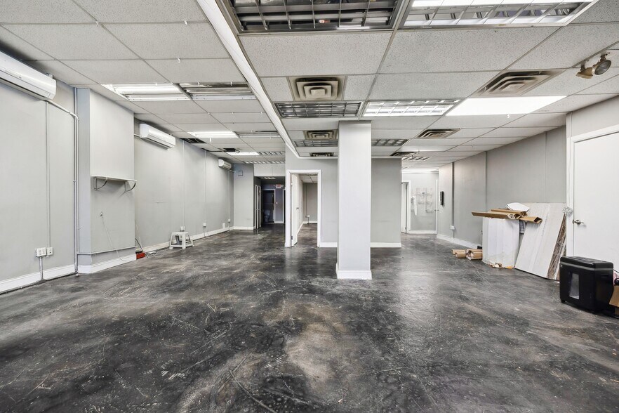 More Photos Of 85 Delancey St, New York Office For Lease