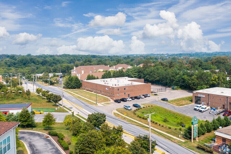 More Photos Of 8160 Lark Brown Rd, Elkridge Light Manufacturing For Lease