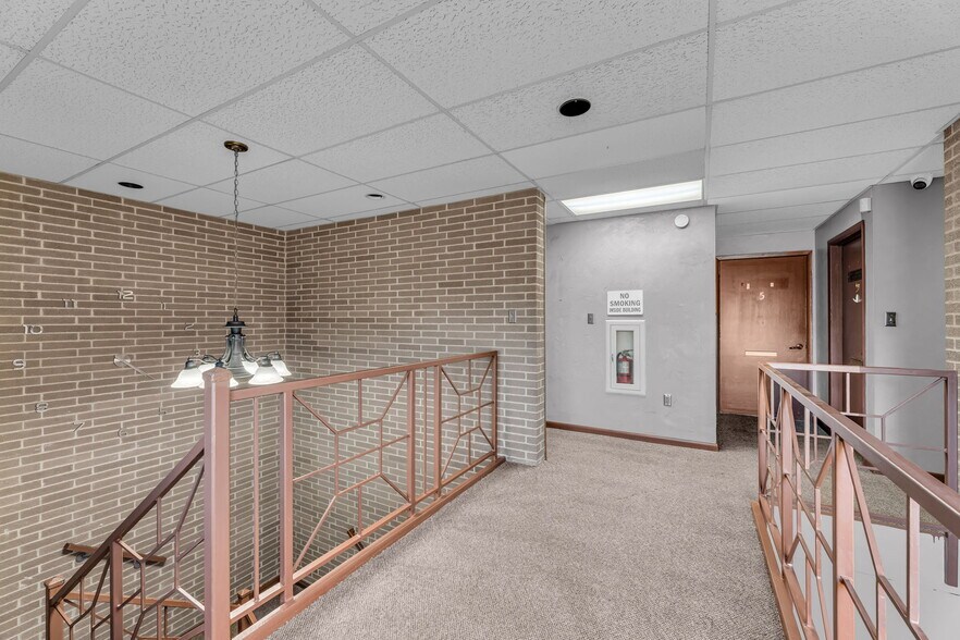 More Photos Of 3320 Sw Harrison St, Topeka Office For Lease