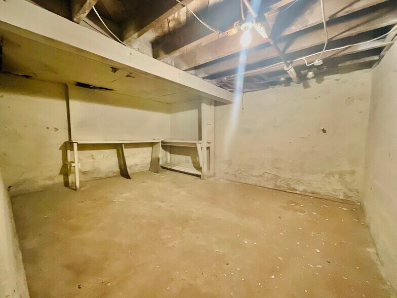 More Photos Of 334 Columbus Ave, Pittsfield Warehouse For Sale