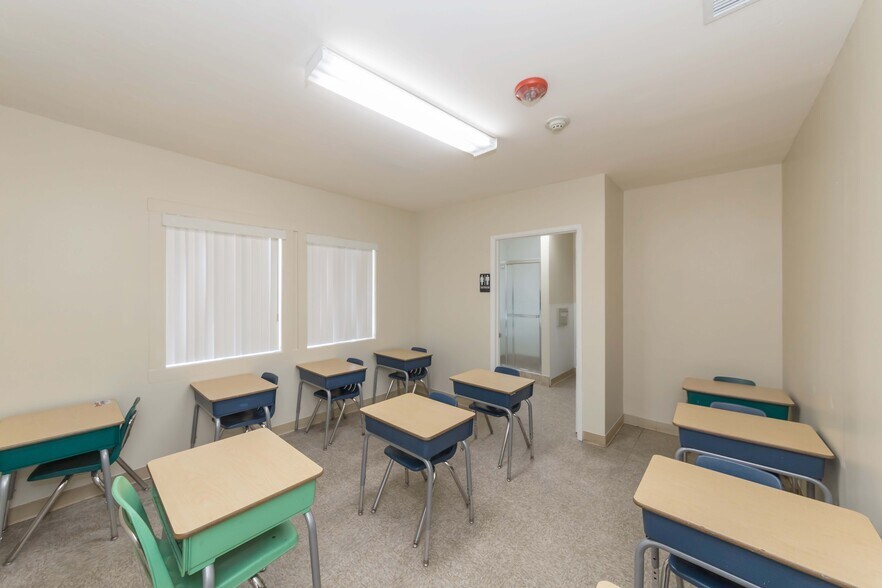 More Photos Of 1555 W Commonwealth Ave, Fullerton Office For Sale