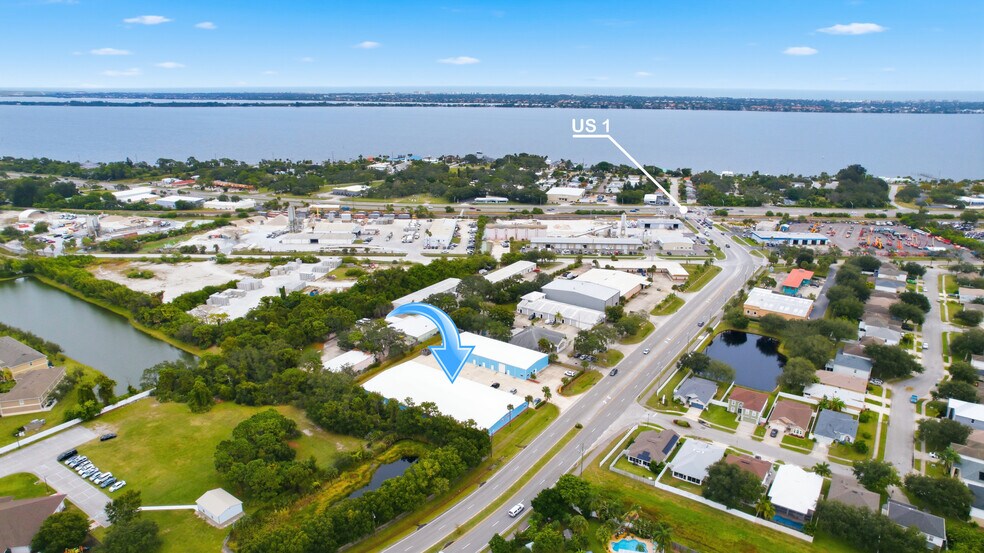 More Photos Of 1350 Lake Washington Rd, Melbourne Specialty For Sale