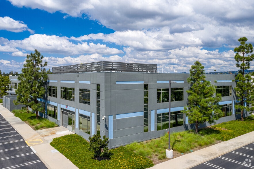 More Photos Of 2642 Michelle Dr, Tustin Office For Lease