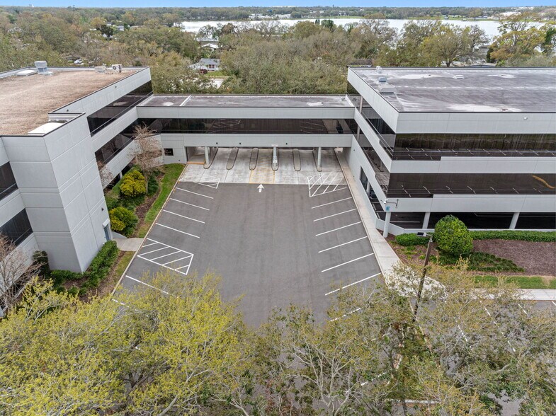 More Photos Of 6801 E Hillsborough Ave, Tampa Office Residential For Lease