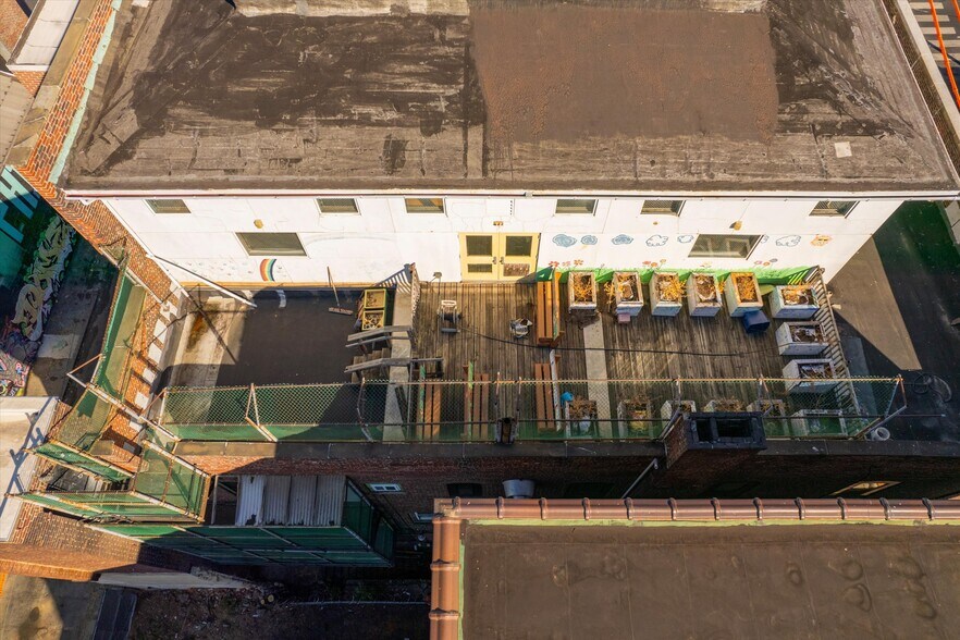 More Photos Of 152 W Lehigh Ave, Philadelphia Daycare Center For Lease