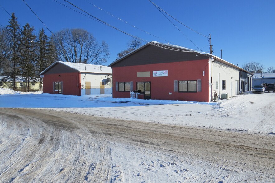 More Photos Of 675-685 High Grove Blvd, Akron Warehouse For Lease