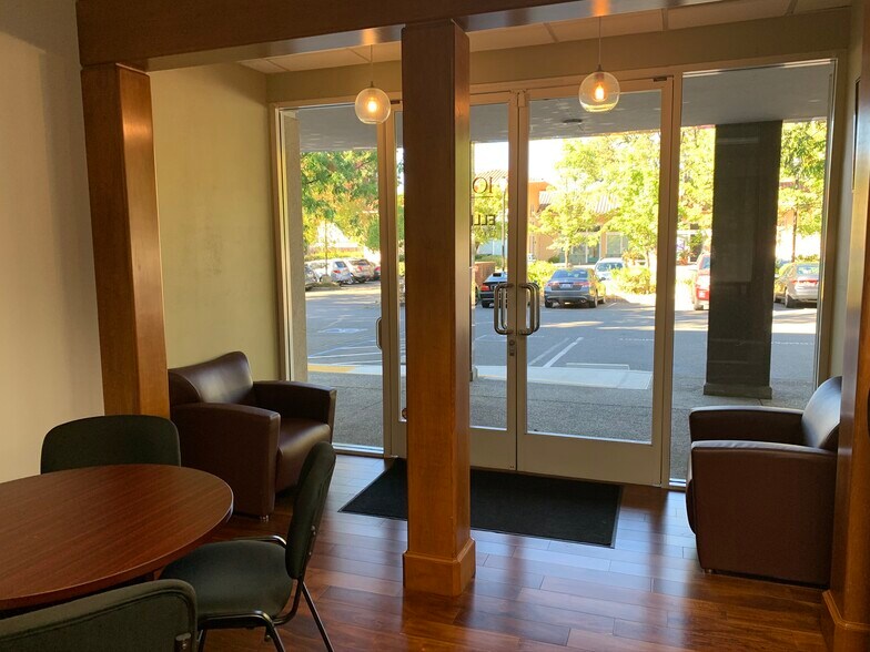 More Photos Of 1201 Vine St, Healdsburg Office For Lease