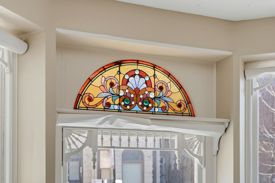 More Photos Of 2424-2428 N Geneva Ter, Chicago Apartments For Sale