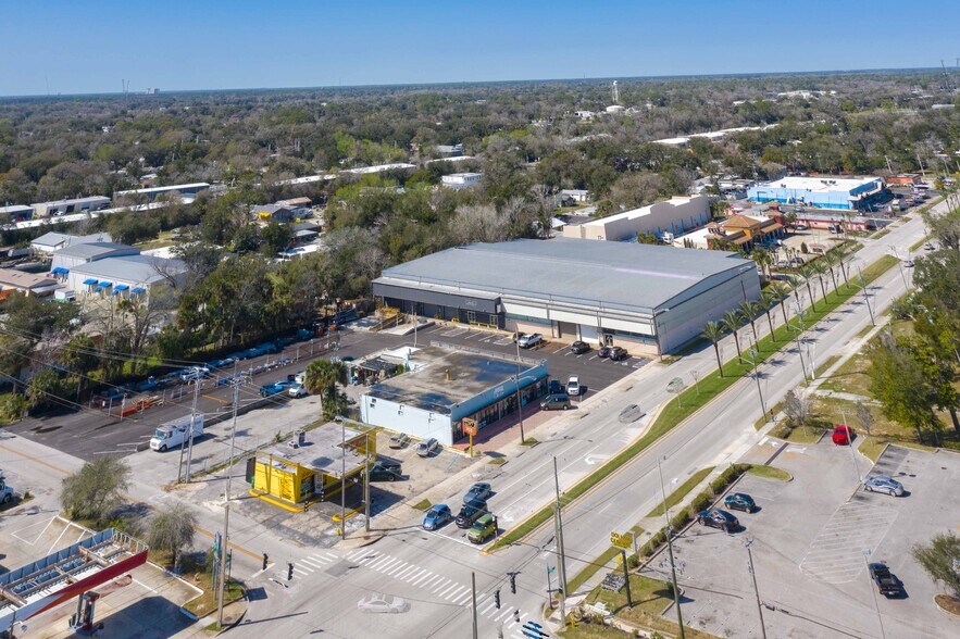 More Photos Of 618 Ridgewood Ave, Holly Hill Warehouse For Lease