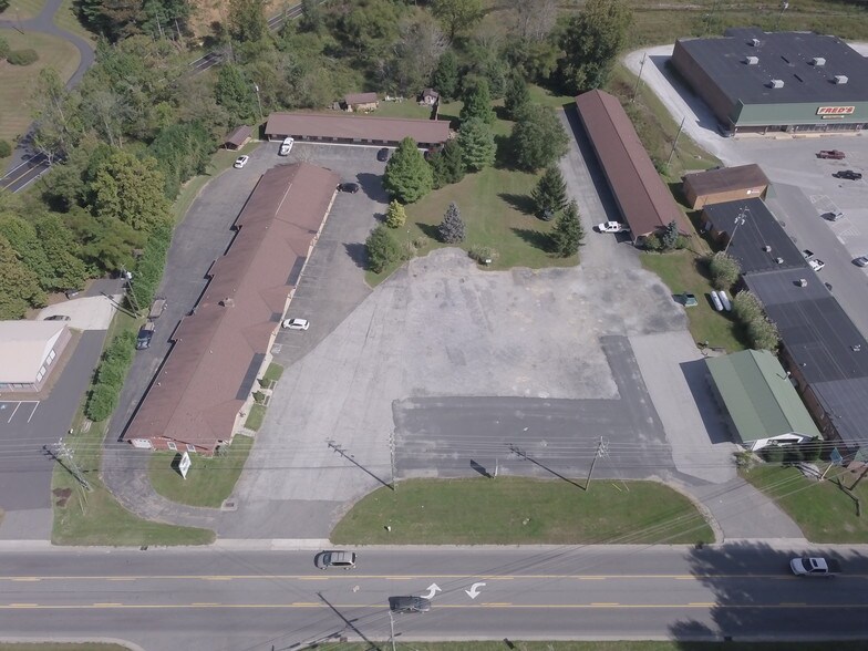 Primary Photo Of 11827 S 226 Hwy, Spruce Pine Hotel For Sale